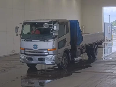 Nissan CONDOR