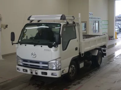 Mazda TITAN