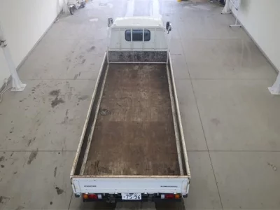 Mazda TITAN