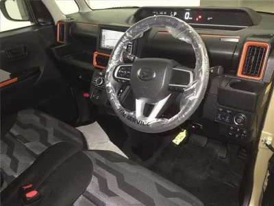 Daihatsu TANTO FUN CROSS