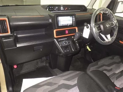 Daihatsu TANTO FUN CROSS