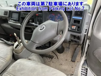 Mazda TITAN