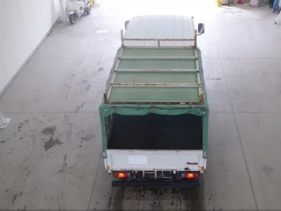 Mitsubishi FUSO CANTER GUTS