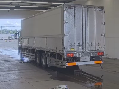 Mitsubishi FUSO SUPER GREAT