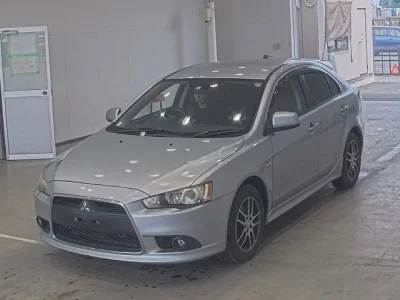 Mitsubishi GALANT FORTIS