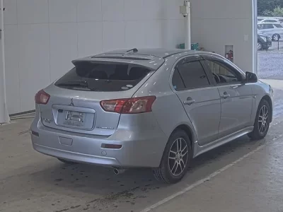 Mitsubishi GALANT FORTIS