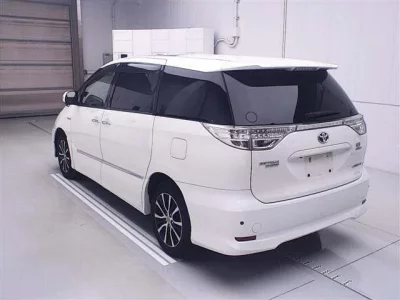 Toyota ESTIMA HYBRID