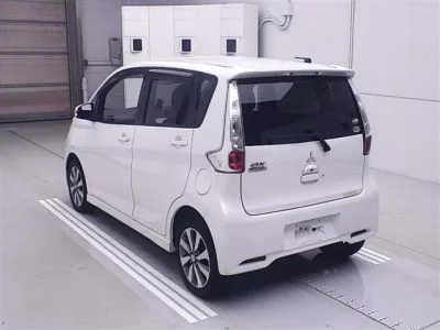 Mitsubishi EK CUSTOM