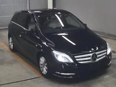 Mercedes-Benz B CLASS