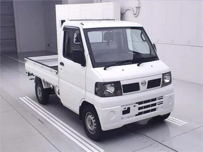 Nissan CLIPPER TRUCK