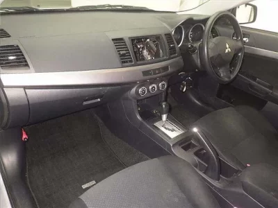 Mitsubishi GALANT FORTIS