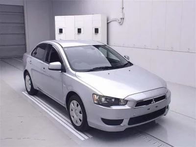 Mitsubishi GALANT FORTIS