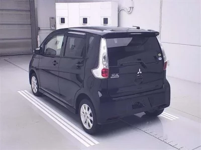 Mitsubishi EK CUSTOM