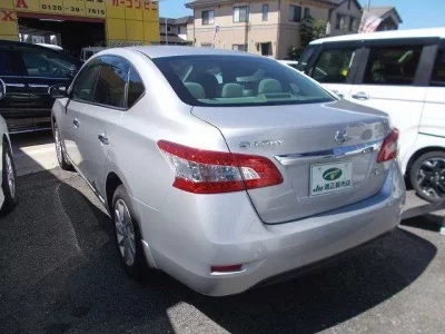 Nissan SYLPHY