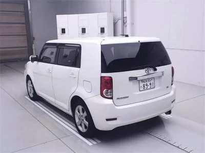 Toyota COROLLA RUMION