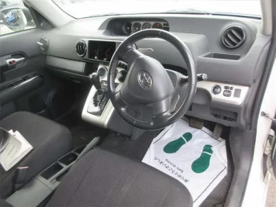 Toyota COROLLA RUMION