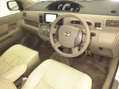 Toyota RAUM