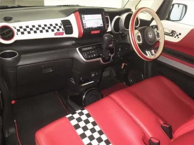 Honda N BOX SLASH