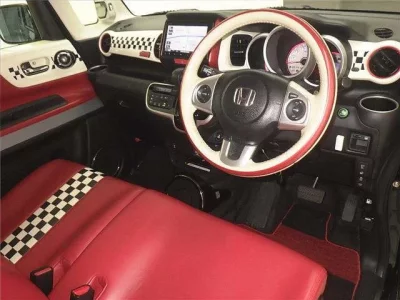 Honda N BOX SLASH