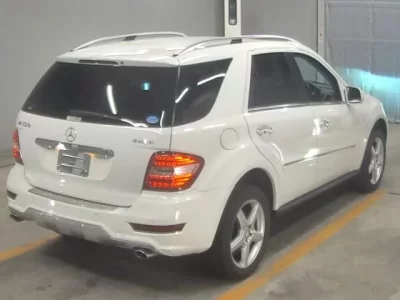 Mercedes-Benz ML CLASS