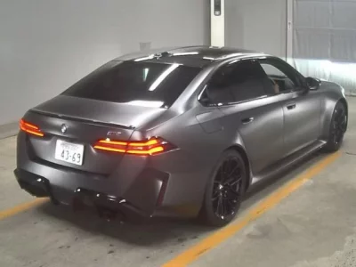 BMW M5