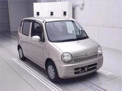 Daihatsu MOVE LATTE