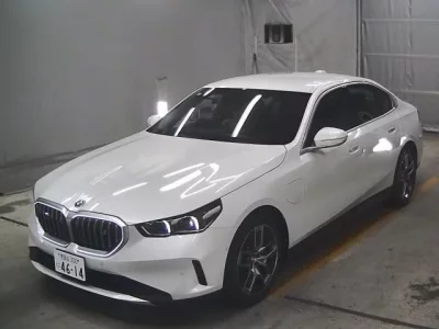 BMW i5