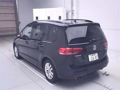 Volkswagen GOLF TOURAN