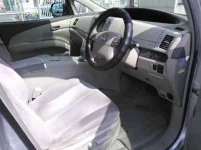 Toyota ESTIMA HYBRID