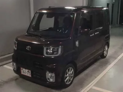 Toyota PIXIS MEGA