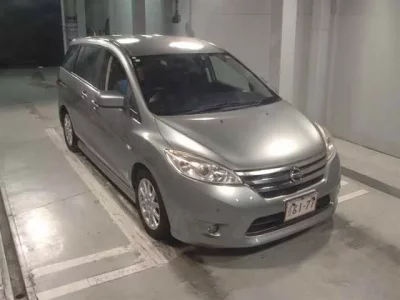 Nissan LAFESTA