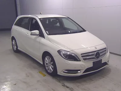 Mercedes-Benz B CLASS