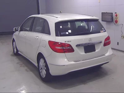 Mercedes-Benz B CLASS
