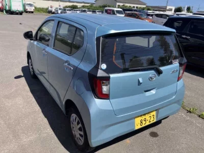 Daihatsu MIRA E S