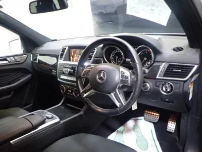 Mercedes-Benz ML CLASS