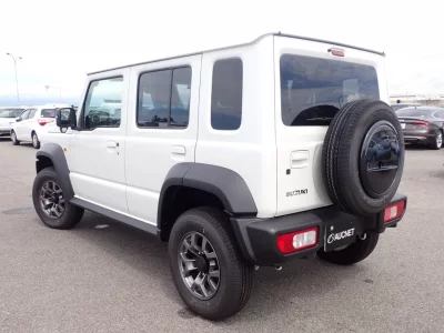 Suzuki JIMNY NOMADE
