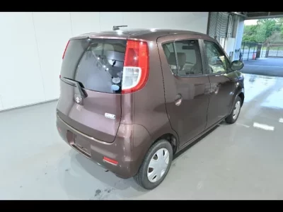 Suzuki MRWAGON