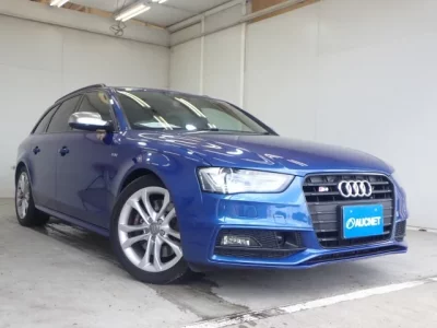 Audi S4