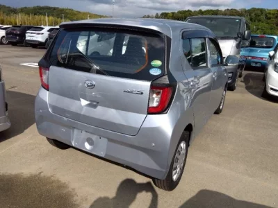 Daihatsu MIRA E S