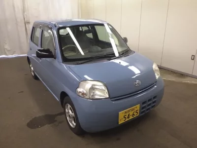 Daihatsu Esse