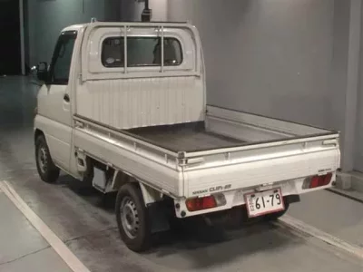 Nissan CLIPPER TRUCK