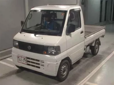 Nissan CLIPPER TRUCK