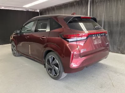 Nissan AURA
