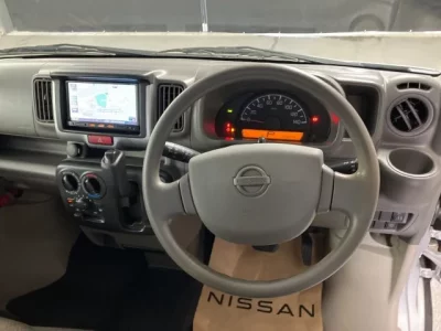 Nissan CLIPPER VAN