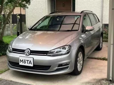 Volkswagen GOLF VARIANT