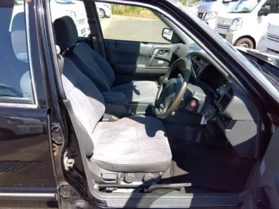 Nissan CEDRIC