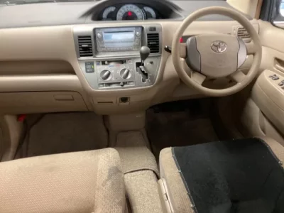 Toyota RAUM