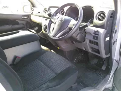 Nissan CARAVAN VAN