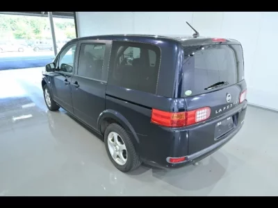 Nissan LAFESTA