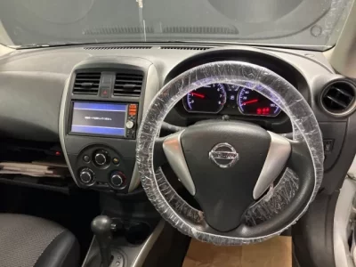 Nissan TIIDA LATIO